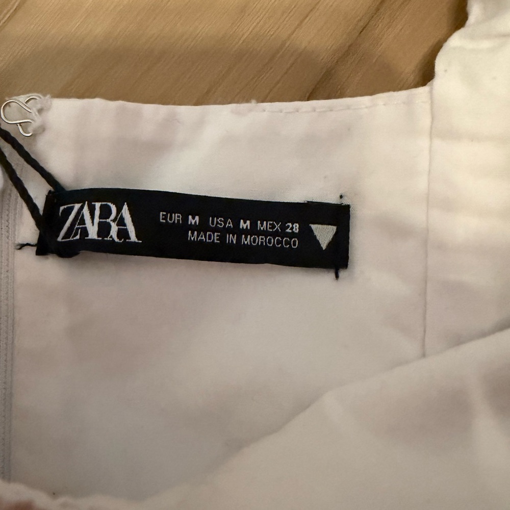 Zara Ivory Top - Picture 2 of 7